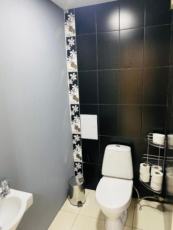 Like Home Hostel Na Shevchenko, 162Б Alma-Ata Exteriör bild