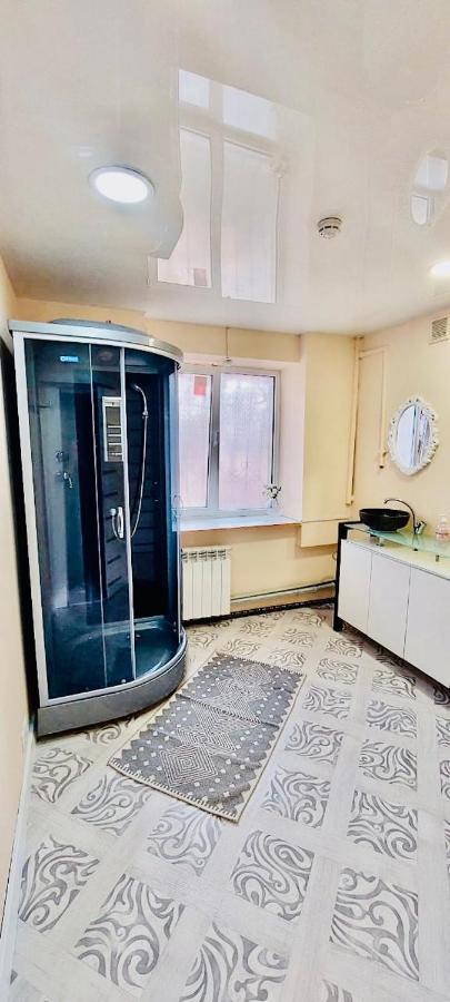 Like Home Hostel Na Shevchenko, 162Б Alma-Ata Exteriör bild