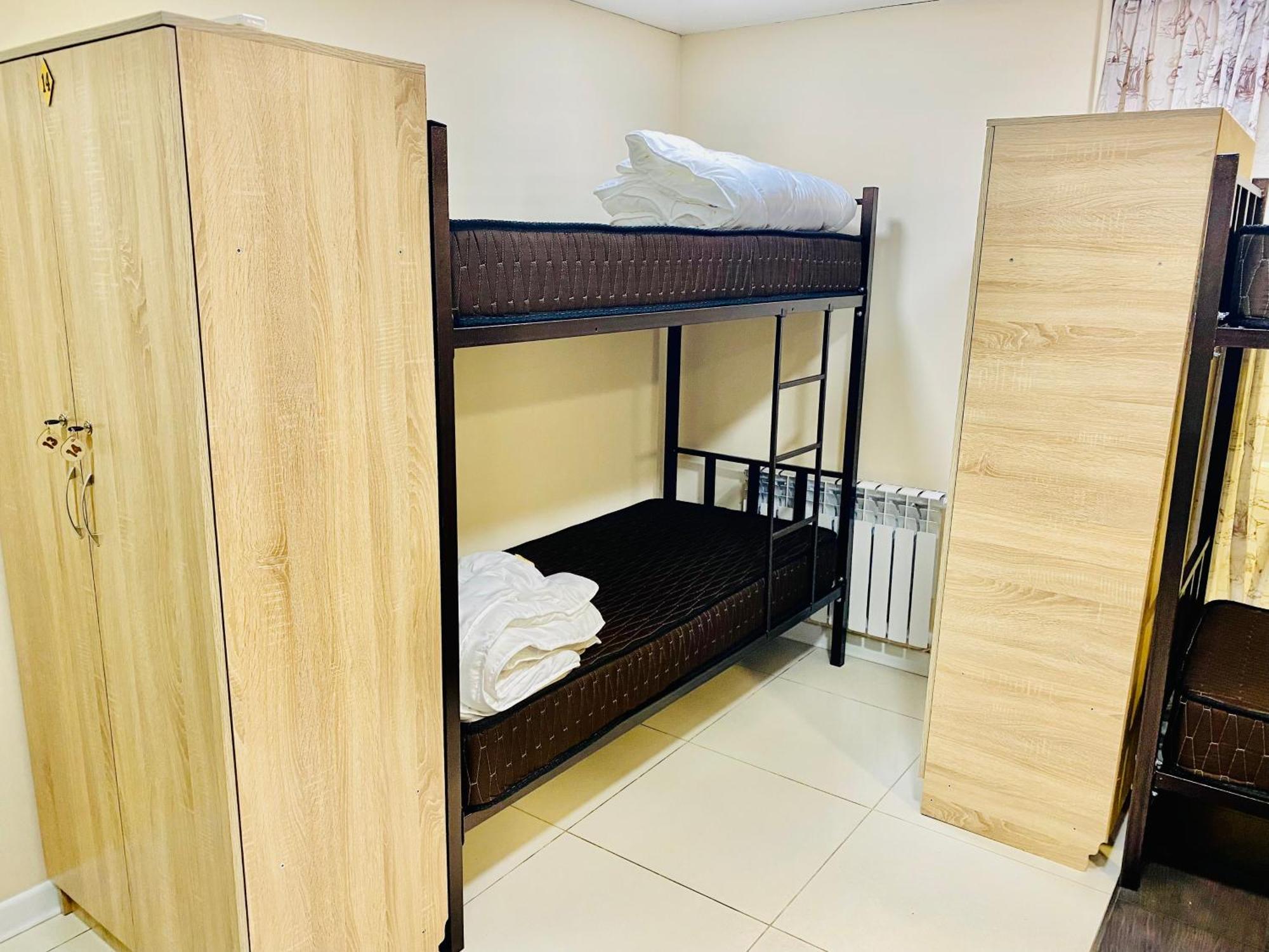 Like Home Hostel Na Shevchenko, 162Б Alma-Ata Exteriör bild